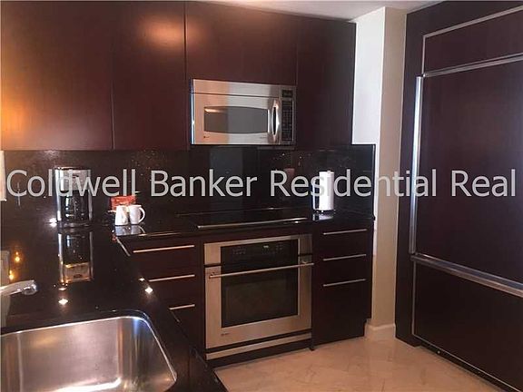 3rd image of 4391 Collins Ave #523