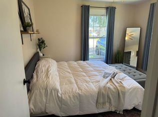 9 Race St, Ashley, OH 43003