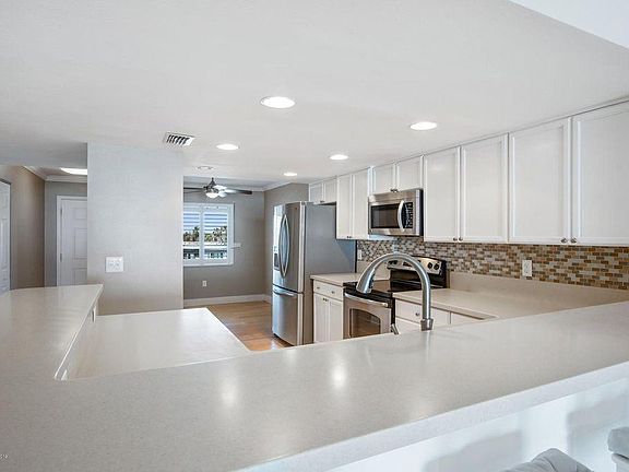 4th image of 295 Highway A1a APT 303