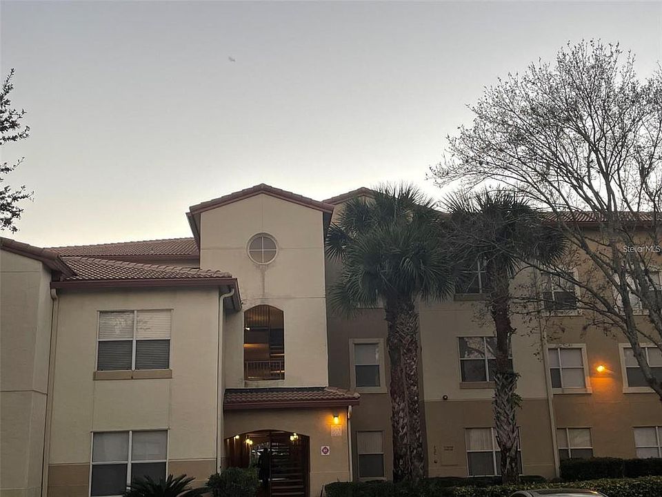 1st image of 822 Camargo Way Unit 211
