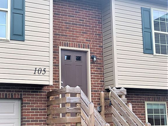 2nd image of 1720 Skyline Dr #105