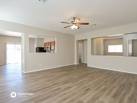 3rd image of 1735 W Summer Dawn Dr