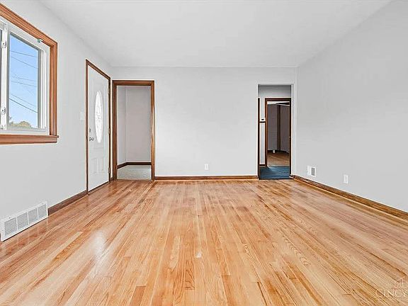5th image of 5015 Southview Dr