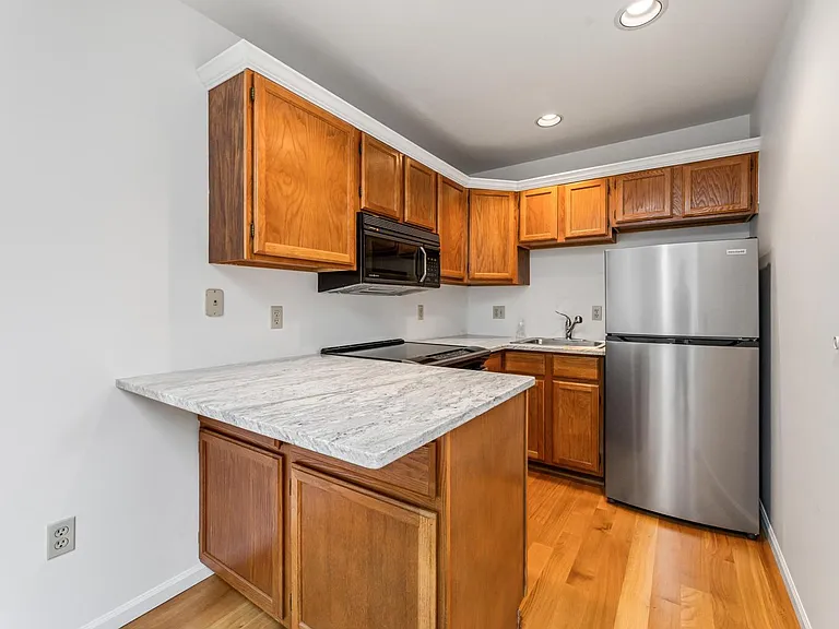 121 S Main St #1 — Photo 7