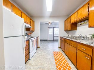 1125 W Badger Rd APT 8, Madison, WI 53713