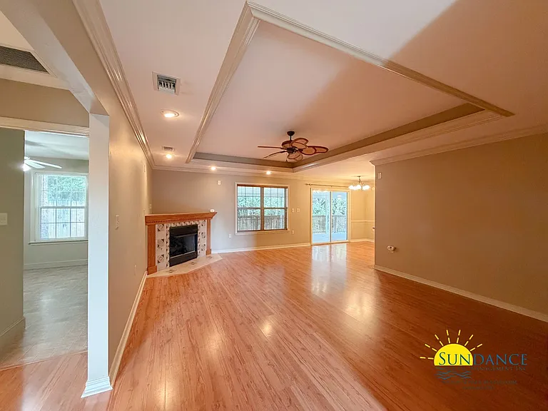 940 Scenic Oak Ln — Photo 4