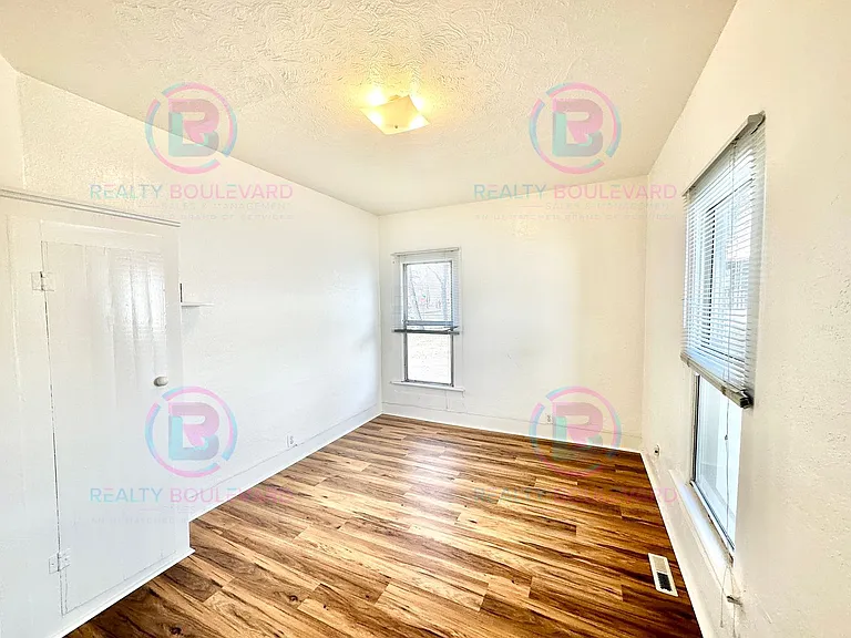 815 Jones St — Photo 22