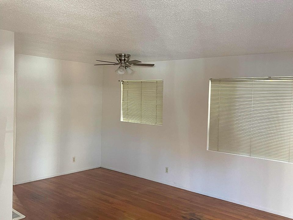 1st image of 326B S 2nd Ave