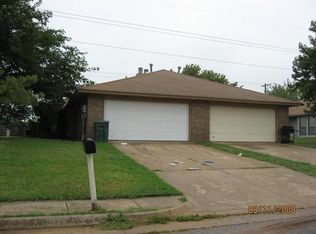 320 Nimrod Rd, Edmond, OK 73003