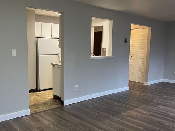 1461-69 Hillcrest Dr #1465-38