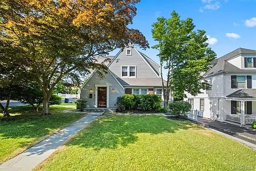 72 Grand Blvd Photo 1