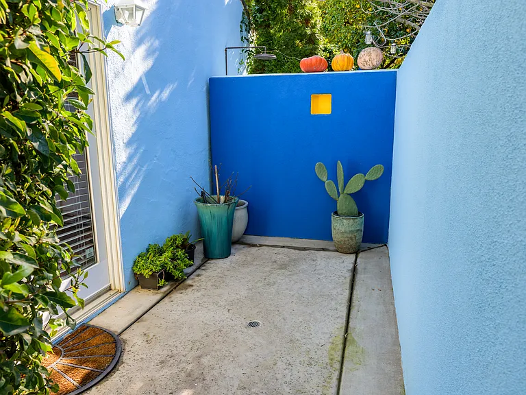 1530 7th Ave — Photo 6