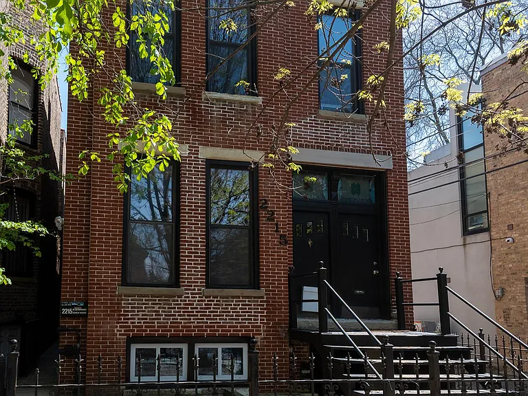 2215 N Seminary Ave #GARDEN — Photo 1