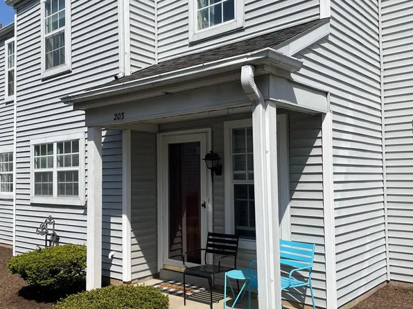 203 Cambridge Ct #U-0109, Palmyra, PA 17078
