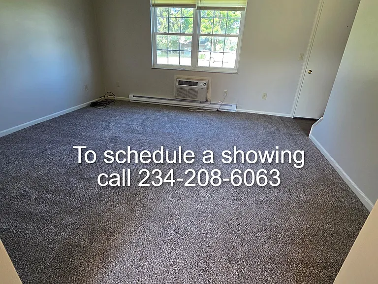 10630 Market Ave N #10630 — Photo 2