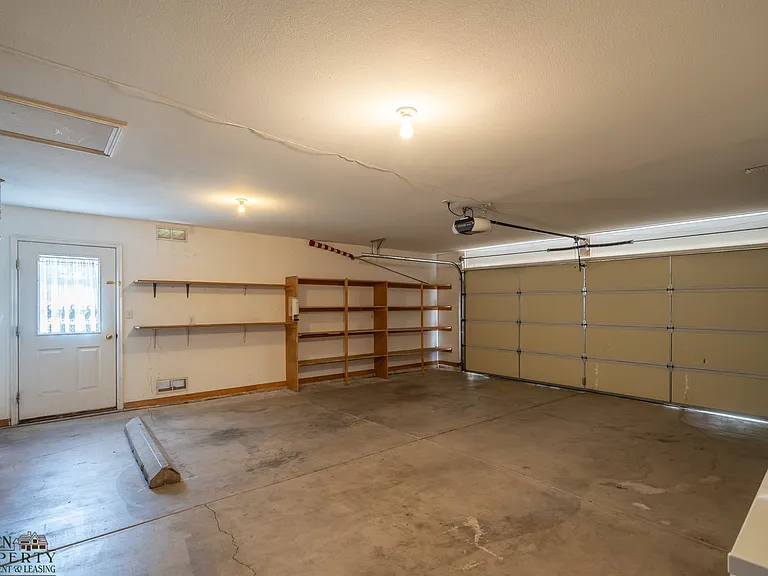 2342 W 1710 North Cir — Photo 25