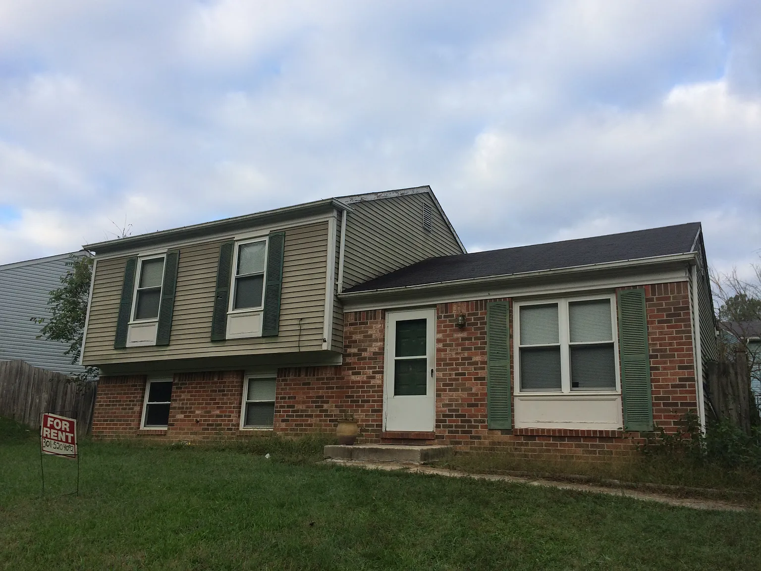 2229 Bridle Path Dr photo 1