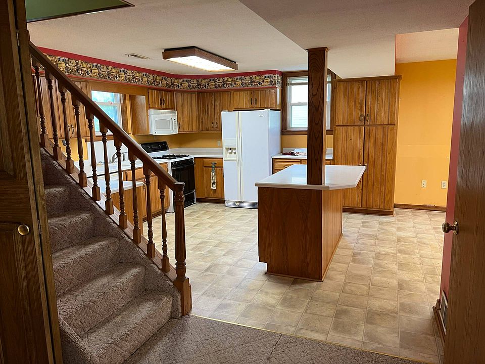 313 E 7th St, Sycamore, OH 44882 Zillow