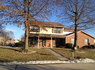 713 Springwood Dr, Belleville, IL