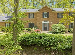 65 Crestview Dr, Winfield, PA 17889