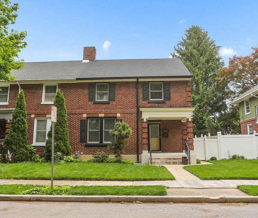 1st image of 833 Arlington Rd