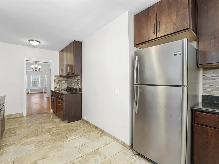 4843 Lee St #3 — Photo 16