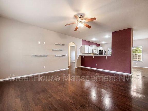 4th image of 3106 Wentworth Ave