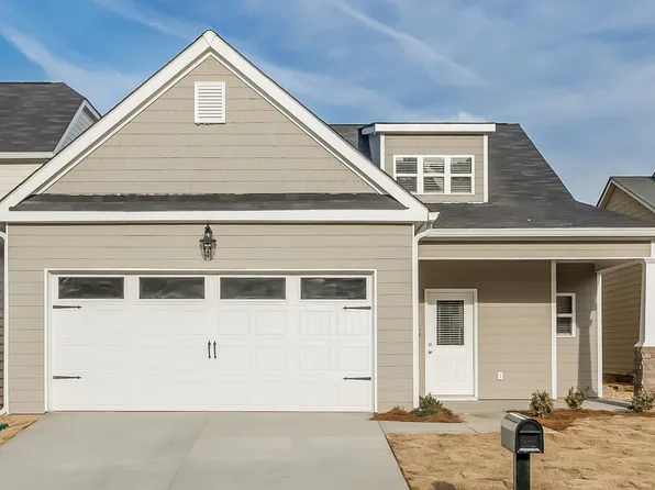 39 Celtic Ct, Adairsville, GA 30103