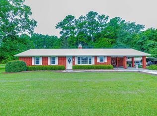 1613 Folly Grove Rd, Hemingway, SC 29554