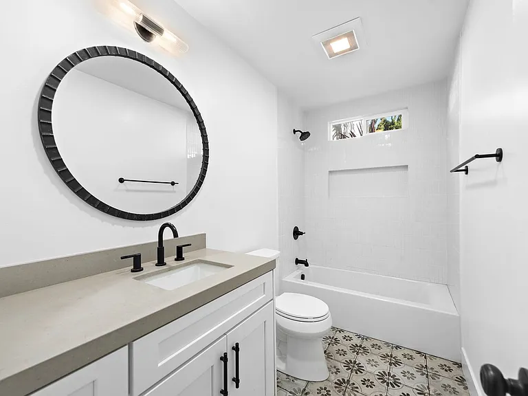 219 Avenida Santa Barbara — Photo 13