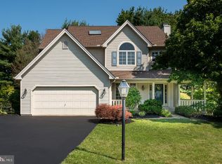 615 Chinook Dr, Downingtown, PA 19335
