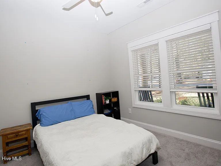 643 Lilac Ln — Photo 41