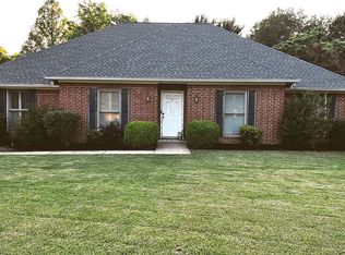 1713 N Broadway St, Blytheville, AR 72315
