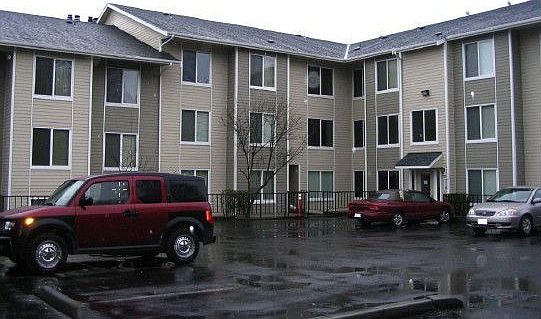 2nd image of 2421 SW Trenton St APT 205