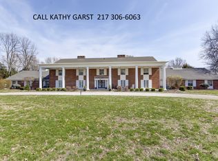 200 S Jayne St, Taylorville, IL 62568
