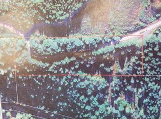 270 Wolf Creek Rd, Glide, OR 97443