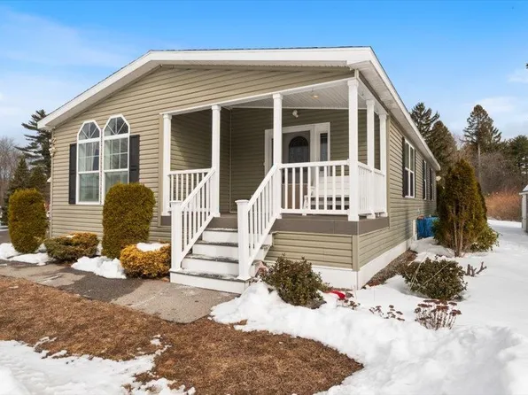 45 Octopus Avenue, Portsmouth, NH 03801