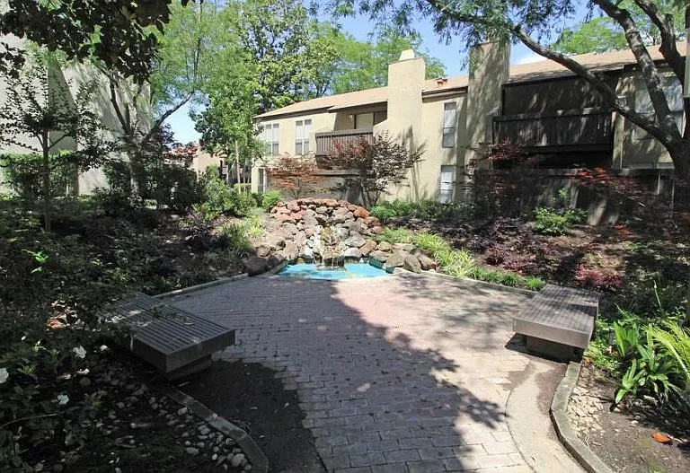 Ardendale Apartments — Photo 5