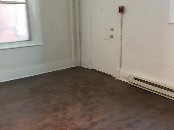 2nd image of 4520 N Broad St APT 1A