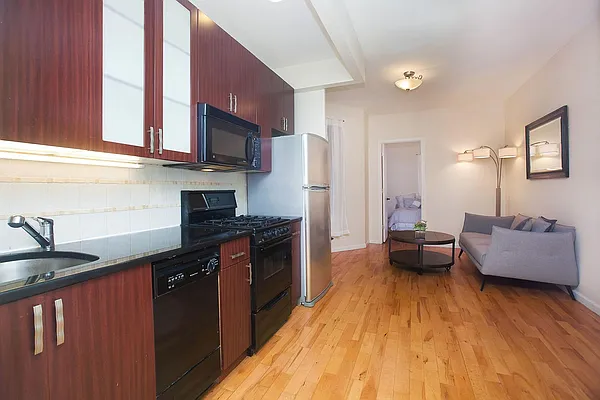 Sold by Bohemia Realty Group | media 4
