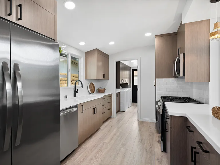 432 Seville Ave — Photo 13