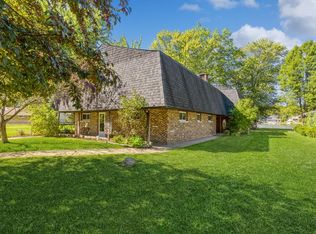 1423 N River Rd, McHenry, IL 60051