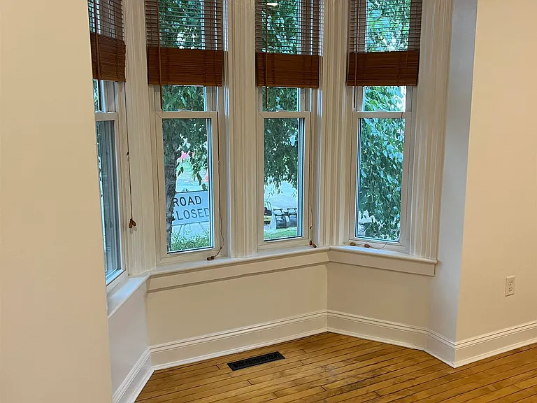 185 Madison St #1 — Photo 8