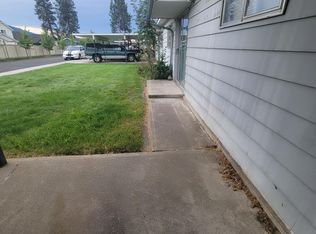 10695 N Log Arch Ln #7, Hayden, ID 83835