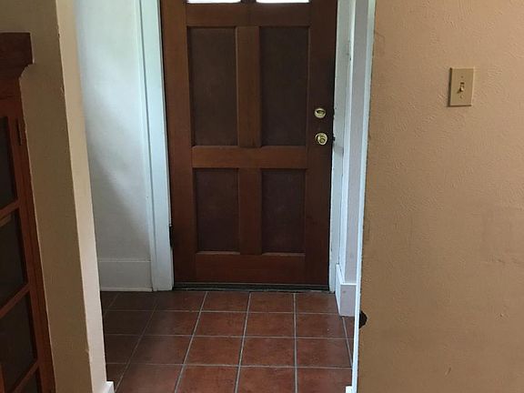 2nd image of 518 S 6th St E