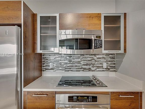 2nd image of 480 Hibiscus St Suite 325