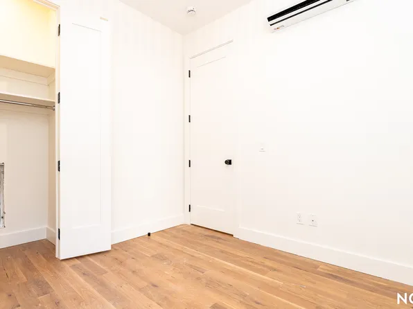 43 Kingston Avenue image 17 of 28