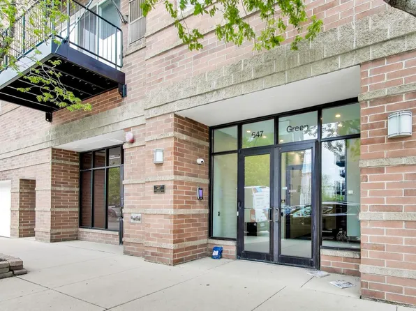 647 N Green St APT 301, Chicago, IL 60642
