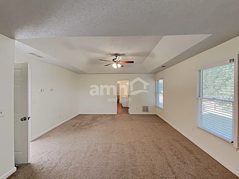 1121 Lauren Way NW — Photo 10