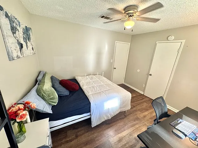 4971 Yacht Harbour Dr — Photo 11